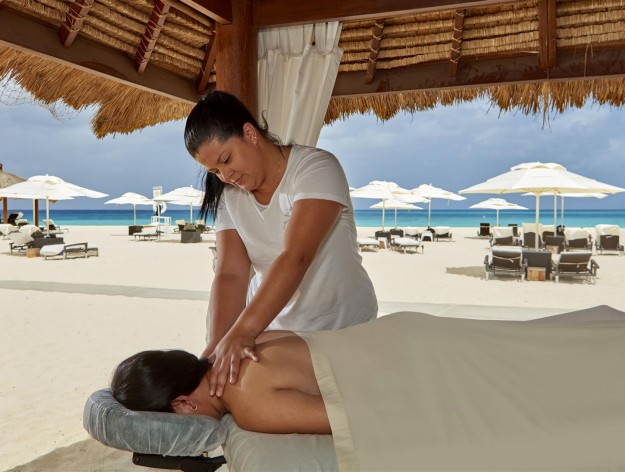 The Top Seven Reasons to visit Bucuti & Tara for a Wellness Vacation