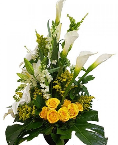 Lillies and Roses Bouquet