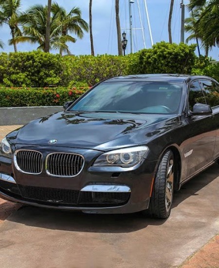 Luxury Sedan, One Way Private Airport Transfer