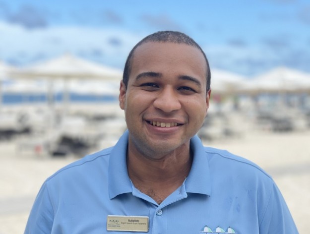 Spotlight: Rambo Paniagua, Breakfast Server AHATA Excellence Award Nominee