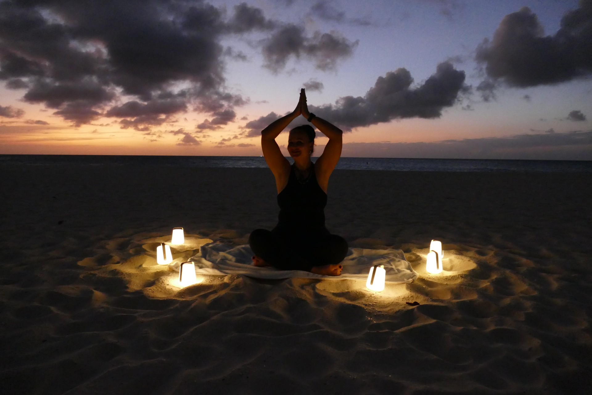 "Namaste" to Earth Hour 2022 meditation event online