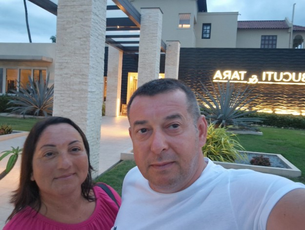 Our 25th wedding anniversary with Bucuti! - Mrs. Sconza